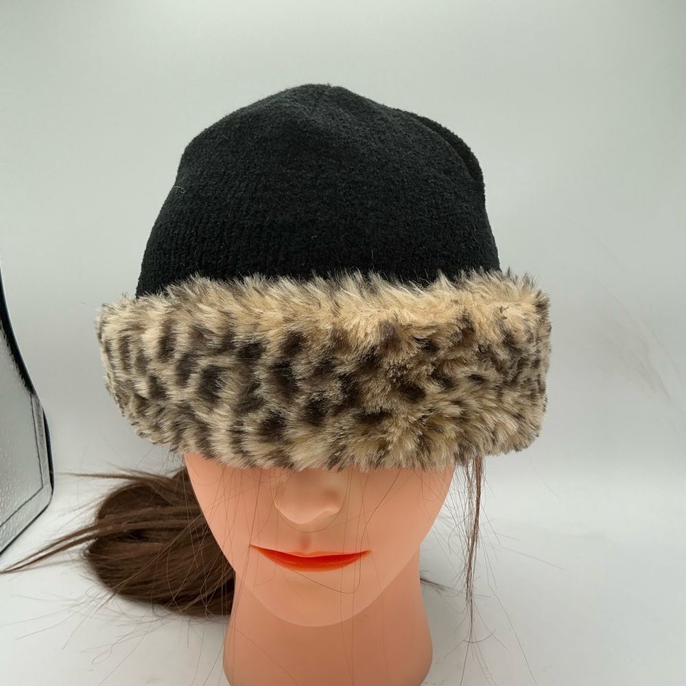 Stylish Black and Brown Faux Fur Trim Hat